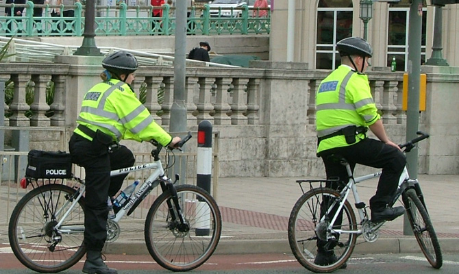 Кличко пересадит киевскую полицию на велосипеды