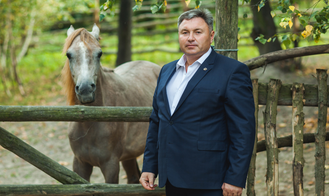 Новый председатель Луганской ВГА Гарбуз обнародовал доходы за 2015 год