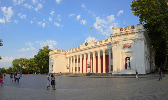 Суд ограничил проведение массовых акций в Одессе