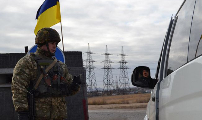 Гарбуз анонсировал возобновление работы КПВВ «Золотое»