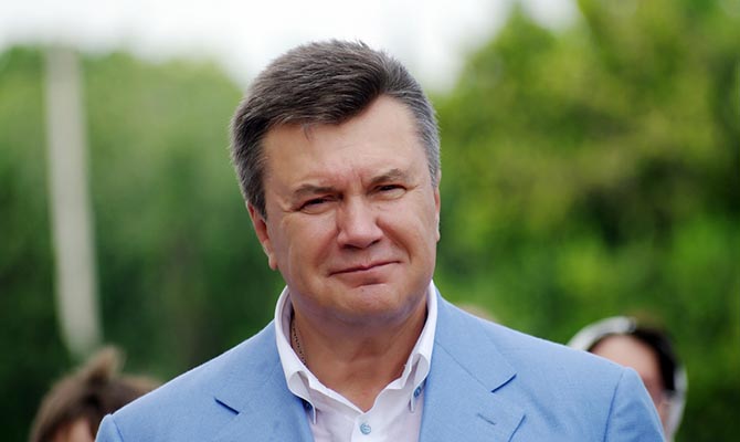 Янукович просит о допросе в режиме видеоконференции