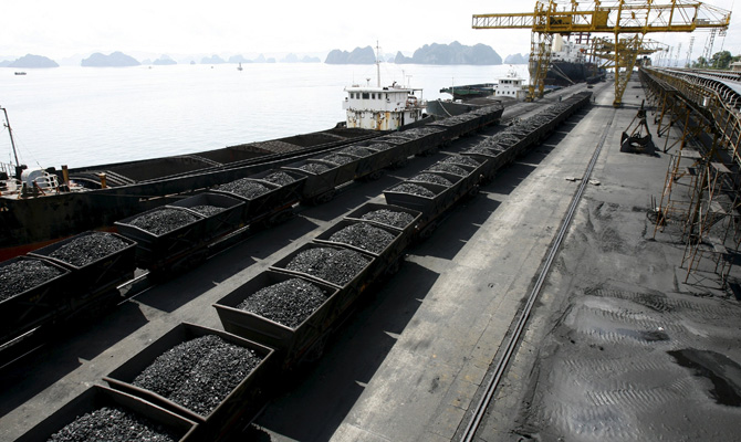 Минэнергоугля рассматривает возможность повышения цены угля