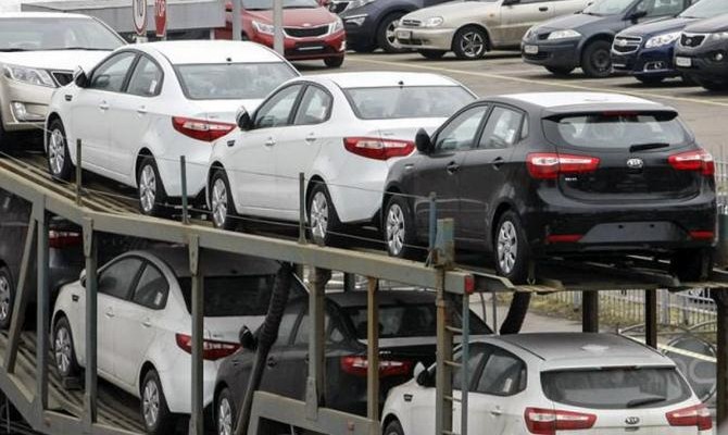 Продажи новых легковых авто в Украине выросли на 54%