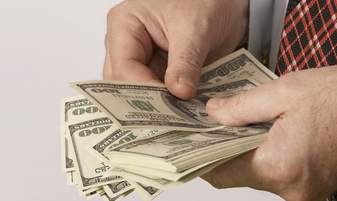 Кабмин утвердил курс гривны на 2017 год