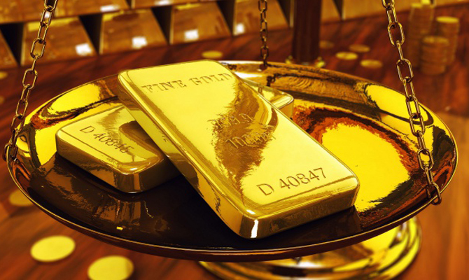Цены на золото поднялись до двухлетнего максимума