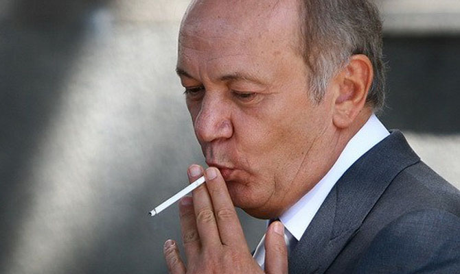 Иванющенко покинул аэропорт «Киев»