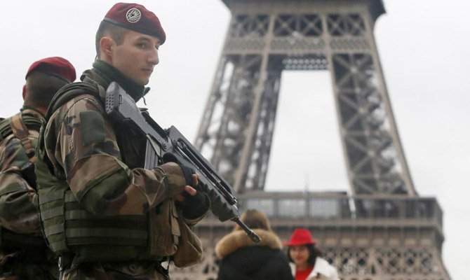 Франция не будет продлевать чрезвычайное положение