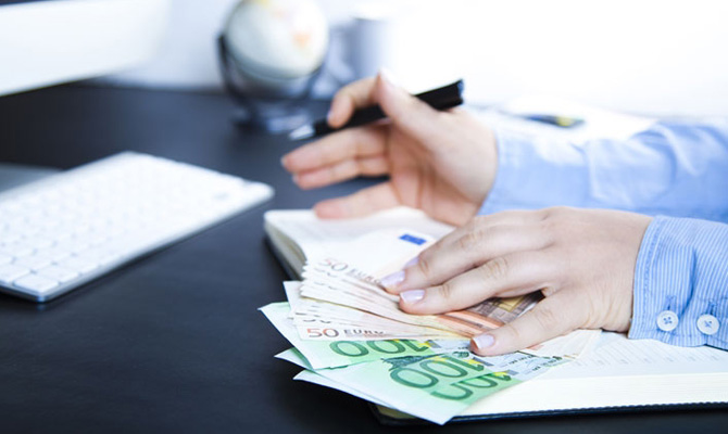 НБУ ужесточил условия выведения капитала из Украины