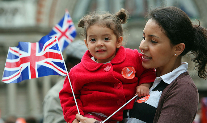 Великобритания ограничит поток иммигрантов