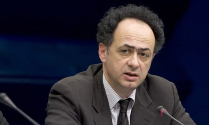 Новым послом ЕС в Украине стал Хью Мингарелли