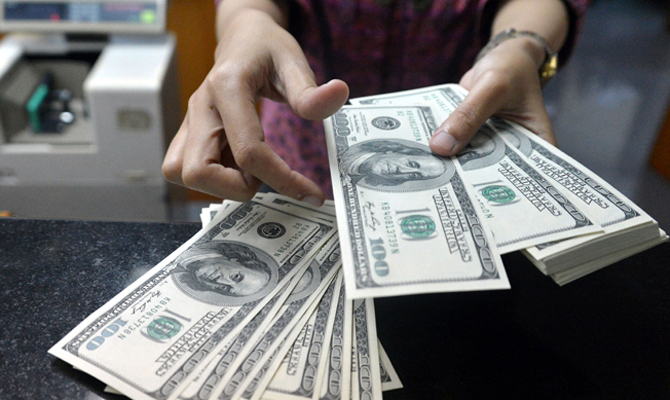 ЗВР сократились почти на $6 миллионов