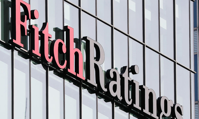 Fitch улучшило прогноз цен на нефть до $42 за баррель