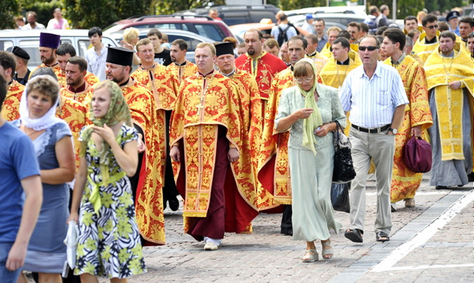 Крестный ход УПЦ КП в Киеве завершен
