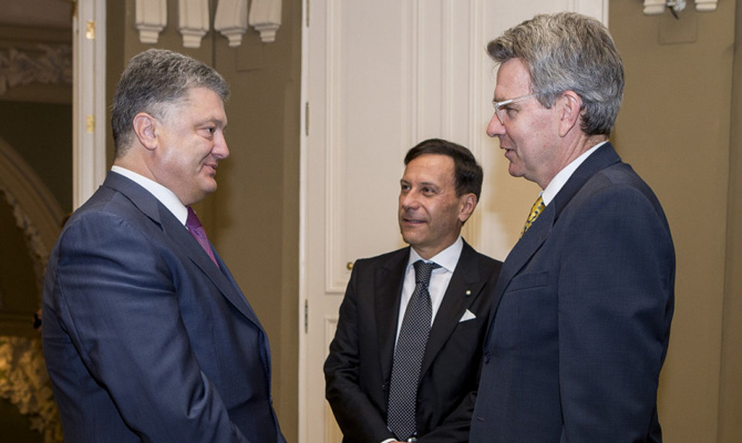 Послы Италии и США завершили дипмиссию в Украине