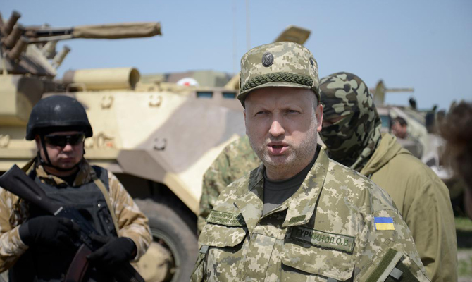 Турчинов: В случае эскалации будет объявлена 7-я волна мобилизации