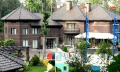 Суд арестовал имение экс-заместителя Пшонки