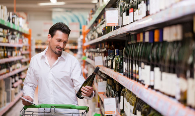 МЭРТ предлагает повысить стоимость водки на 24%