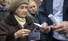 Тука предложил отменить выплату наличными помощи переселенцам на коммуналку