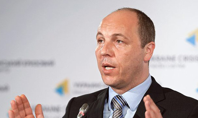 Парубий не исключает активизации боевых действий на Донбассе в сентябре-октябре