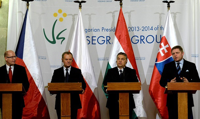 «Вышеградская четверка» пригрозила наложить вето на Brexit