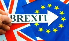 Британии грозят штрафы за торговые переговоры до Brexit