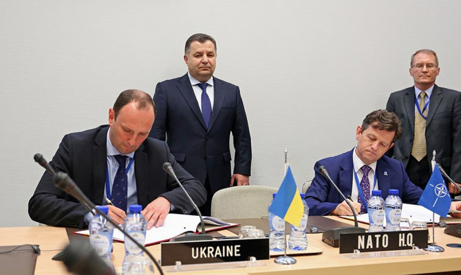 Украина и НАТО подпишут соглашение об обмене секретной информацией