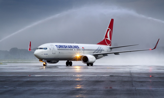 Turkish Airlines распродает билеты в Стамбул