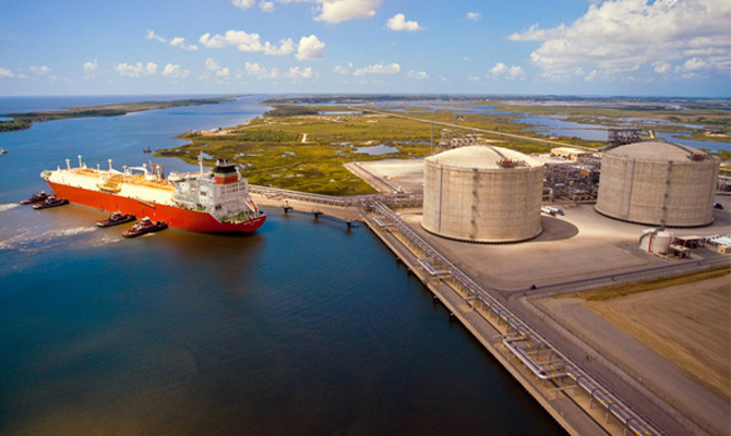 Канада решила построить LNG-терминал за $8 млрд