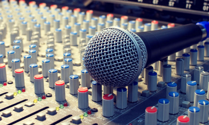 Нацсовет получил первые частоты для FM-вещания на Крым