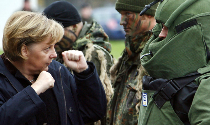 Германия увеличит расходы на оборону