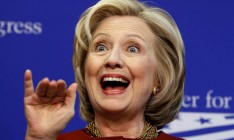 Клинтон поддержали 70 нобелевских лауреатов