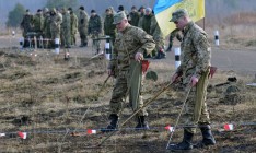 Для разминирования Донбасса задействовали 27 групп и кинологическую службу, - Минобороны
