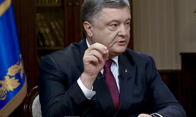 Порошенко подписал антирейдерский закон