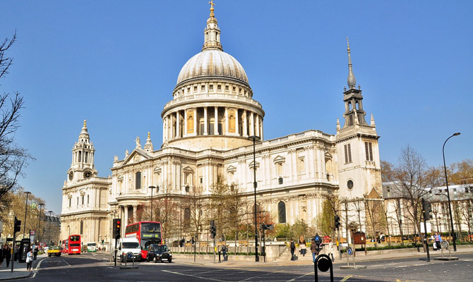 Землетрясение повредило одну из главных достопримечательностей Рима