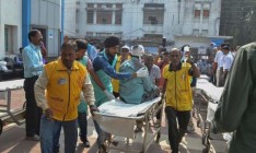 В Индии в результате аварии поезда уже более ста погибших