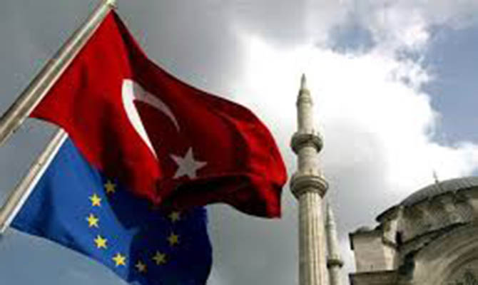 В Европарламенте призывают прекратить все переговоры о вступлении Турции в Евросоюз