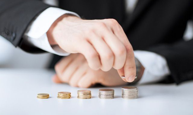 В Украине выросли страховые платежи от посредников