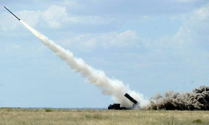 Россия угрожает Украине ракетным ударом в ответ на военные учение возле Крыма