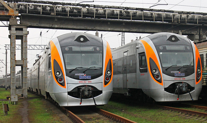 УЗ запустит скоростной поезд в Польшу 23 декабря