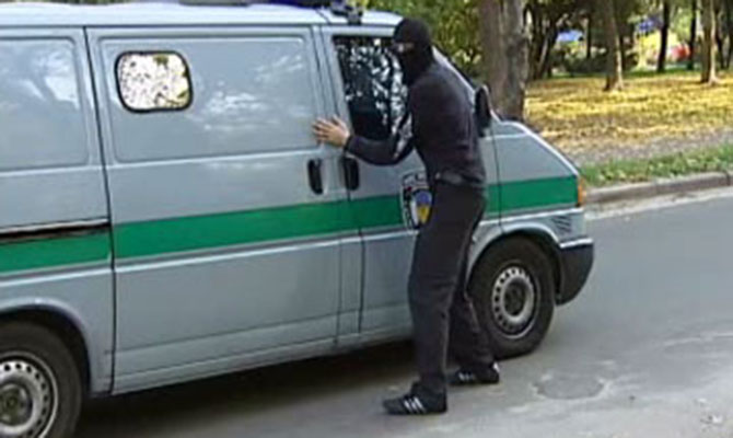 В Украине появилась первая небанковская компания-инкассатор