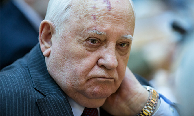 Горбачев допустил возобновление Союза в рамках границ СССР