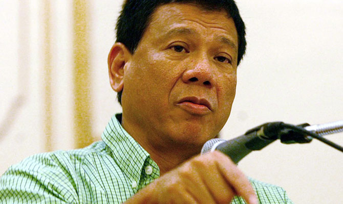 Президент Филиппин Дутерте заявил, что собственноручно убивал подозреваемых в преступлениях