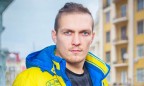 Украинец Александр Усик победил Табисо Мчуну и защитил титул чемпиона мира
