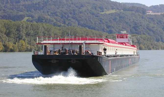 Украина получила от Австрии 60 барж, заказанные еще Советским Союзом