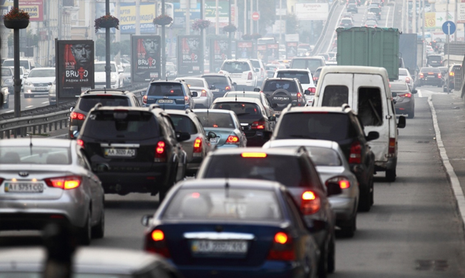 Кабмин одобрил спецпошлины на импорт европейских авто