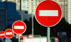 Ограничения движения для грузовиков введены уже в трех областях Украины