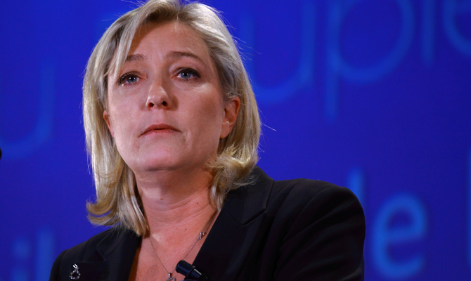 Банки отказались кредитовать президентскую кампанию Ле Пен