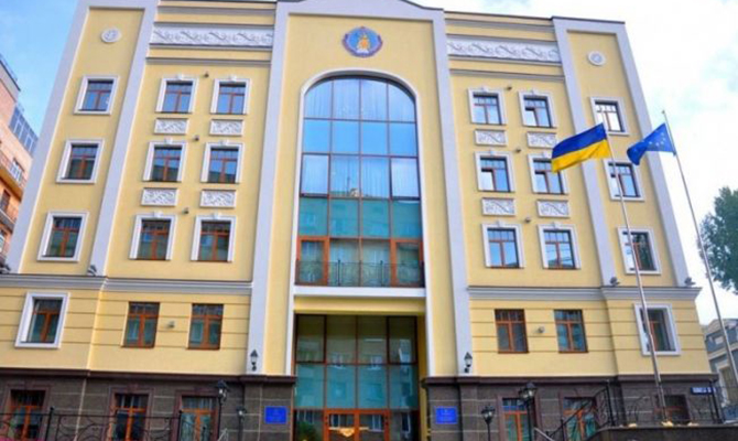 ВСЮ отстранил от должности судью Высшего хозсуда Емельянова