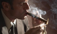 «Индекс порока»: Bloomberg посчитал, где в мире самые дешевые алкоголь, табак и наркотики