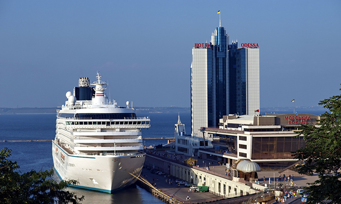 Главу Одесского морпорта отстранили от должности